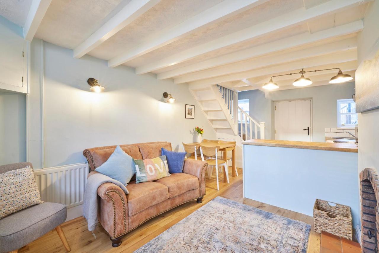 Hinderwell Host & Stay - Honey Cottage מראה חיצוני תמונה
